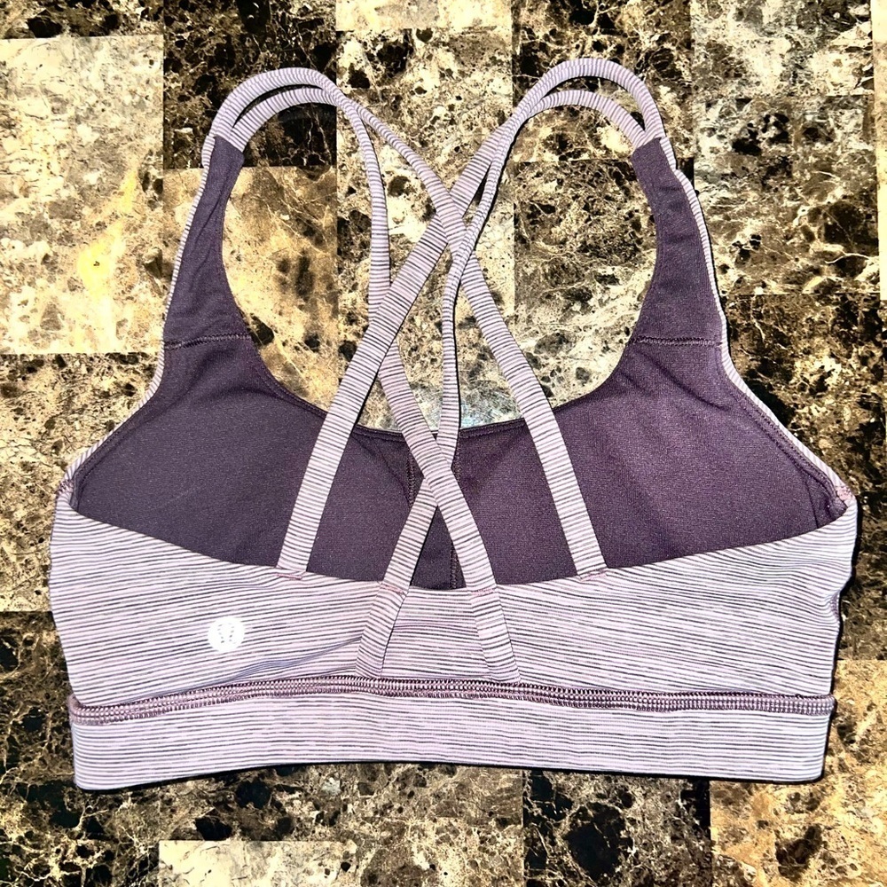 LULULEMON ENERGY BRA OIL PLUM STRIPED COLOR SIZE 4 PTP 13” EUC